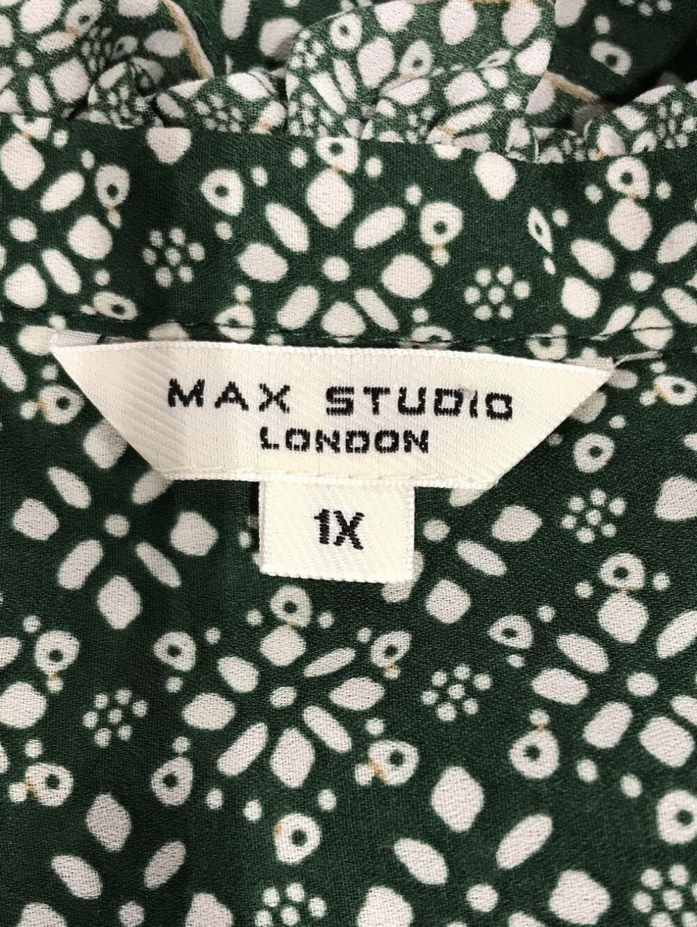 Max Studio Green Printed Maxi Dress with Short Sleeves - Picture 4 of 7